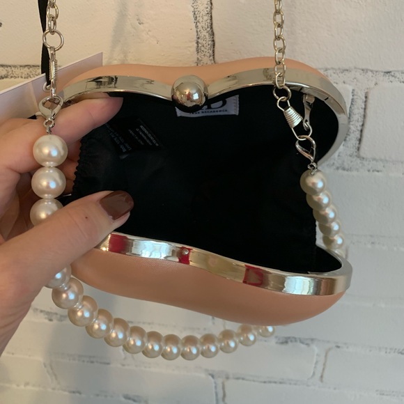 True Decadence heart clutch bag - Picture 7 of 10